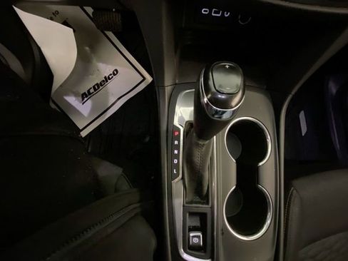 Used 2019 Chevrolet Equinox LT image 43