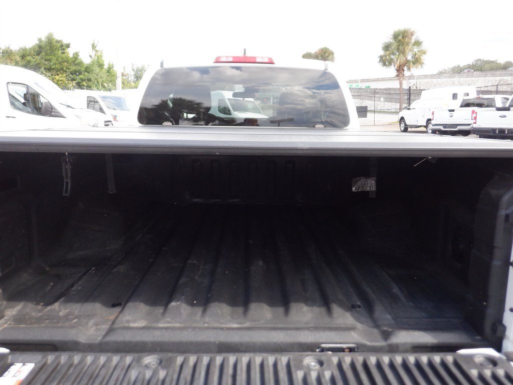 Used 2024 Nissan Frontier S w/ Technology Package RWD image 6
