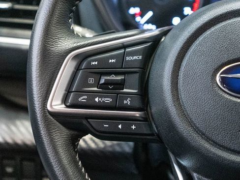 Used 2024 Subaru Ascent Premium w/ Convenience Package image 18