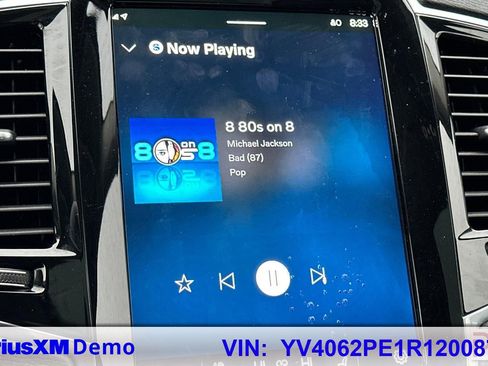 Used 2024 Volvo XC90 B6 Plus image 34