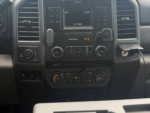 Used 2017 Ford F250 XL w/ Power Equipment Group AWD/4WD image 19