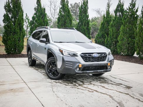 Used 2022 Subaru Outback Wilderness w/ Wilderness Package image 2