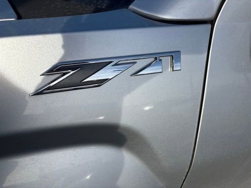 Used 2015 GMC Sierra 1500 SLE w/ SLE Value Package image 8