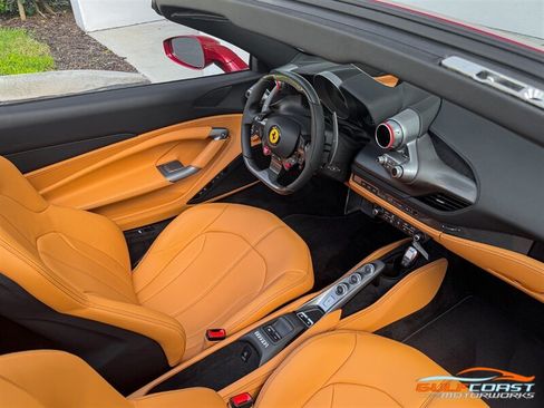 Used 2023 Ferrari F8 Tributo RWD image 34