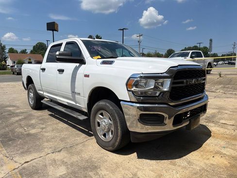Used 2022 RAM 2500 Tradesman AWD/4WD image 3