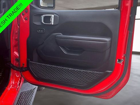 Used 2018 Jeep Wrangler Unlimited Sport S AWD/4WD image 24