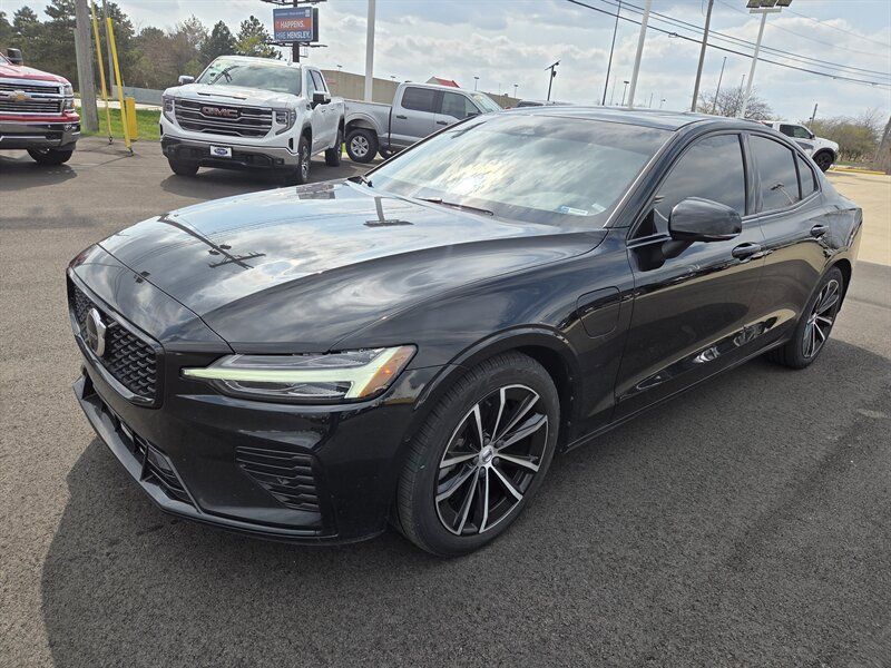Used 2023 Volvo S60 T8 Plus AWD/4WD image 7