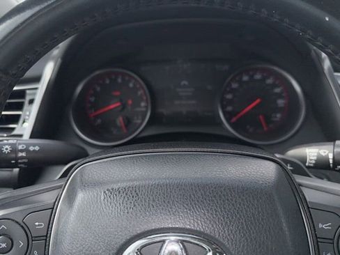 Used 2023 Toyota Camry XSE FWD image 33