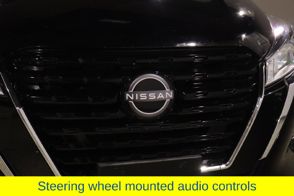 Used 2023 Nissan Kicks SV FWD image 14