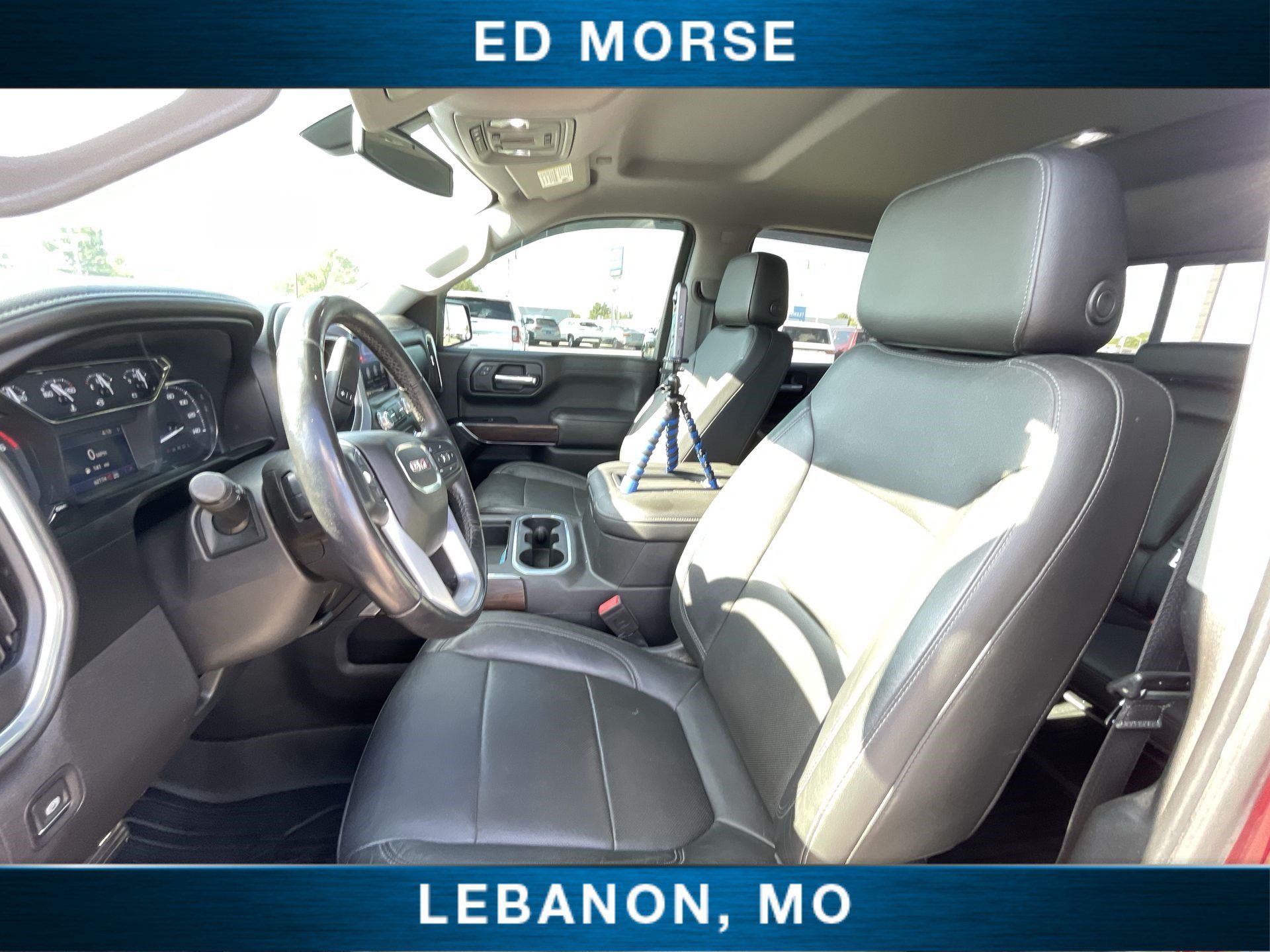 Used 2019 GMC Sierra 1500 SLT w/ SLT Premium Package AWD/4WD image 18