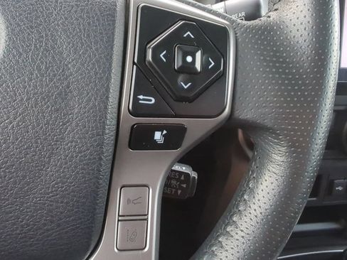 Used 2022 Toyota 4Runner TRD Sport AWD/4WD image 29