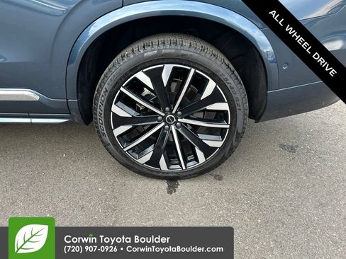 Used 2025 Volvo XC90 B6 Plus AWD/4WD image 32