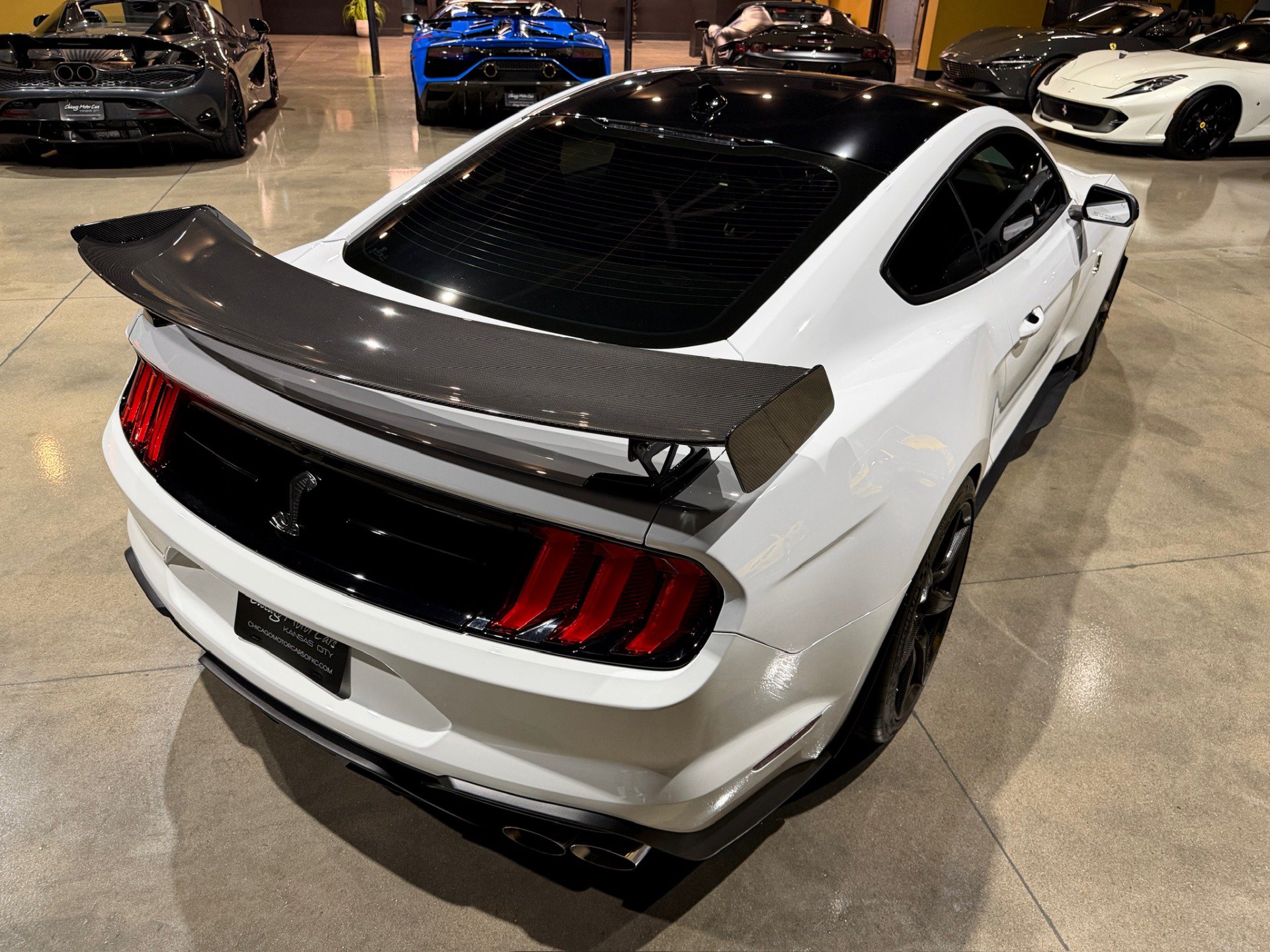 Used 2022 Ford Mustang Shelby GT500 w/ Carbon Fiber Track Pack RWD image 60
