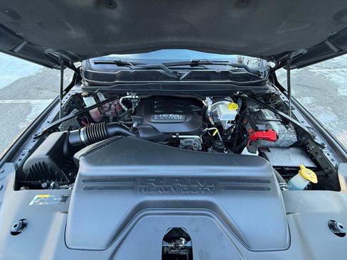 Used 2019 RAM 2500 Big Horn image 35