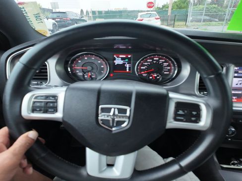 Used 2013 Dodge Charger R/T AWD/4WD image 11
