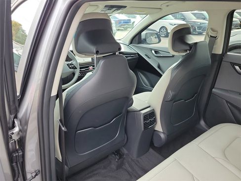 New 2026 Kia Niro EX image 16
