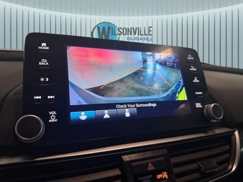 Used 2022 Honda Accord Sport image 3