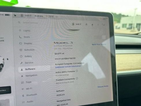 Used 2018 Tesla Model 3 Long Range AWD/4WD image 4