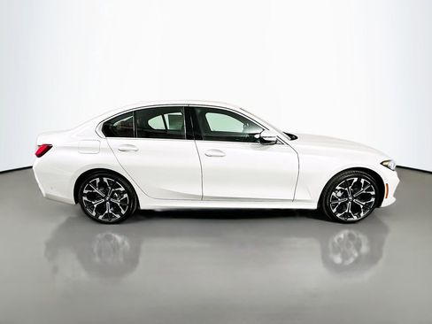 Used 2026 BMW 330i Sedan w/ Convenience Package image 4