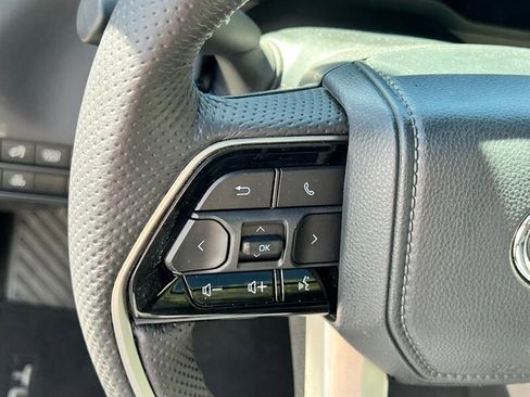 Used 2024 Toyota Tundra Platinum image 34