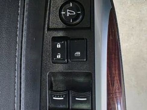 Used 2017 Acura TLX w/ Technology Package image 13