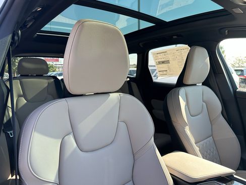 New 2026 Volvo XC60 B5 Plus w/ Protection Package Premier image 9