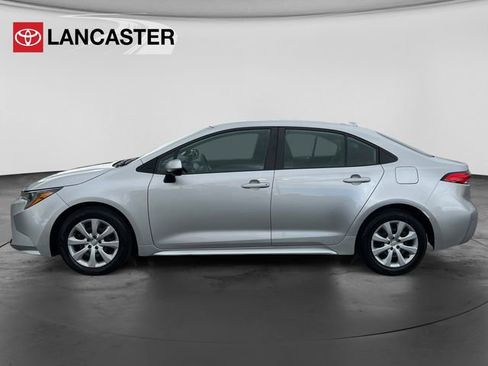 Used 2023 Toyota Corolla LE FWD image 4