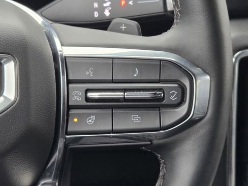 Certified 2025 GMC Yukon Denali image 25