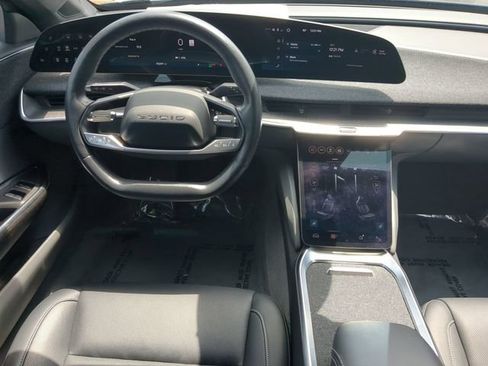 Used 2024 Lucid Air Pure RWD image 14