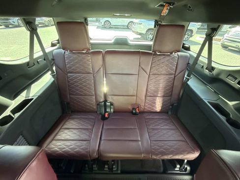 New 2026 Cadillac Escalade ESV Sport w/ LPO, Floor Liner Package RWD image 18