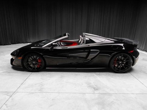 Used 2019 McLaren 570S Spider RWD image 10