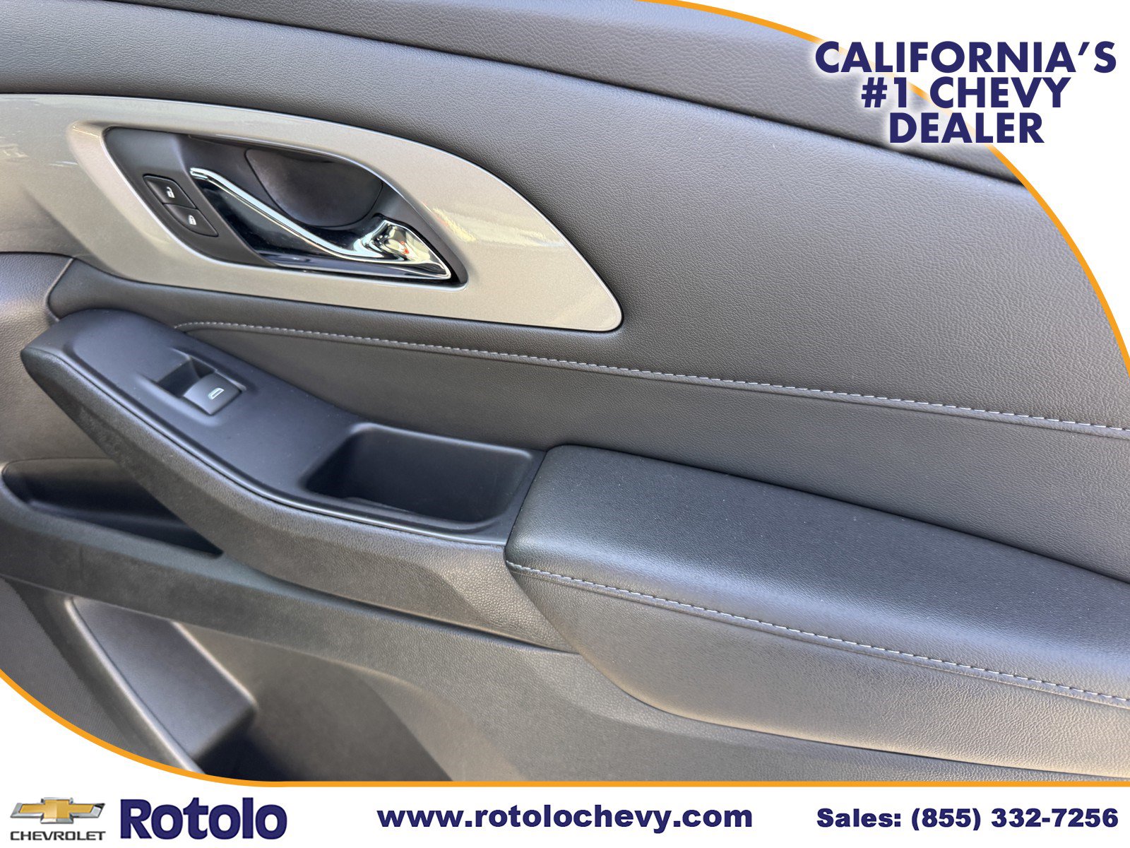 Used 2022 Chevrolet Traverse LT FWD image 8