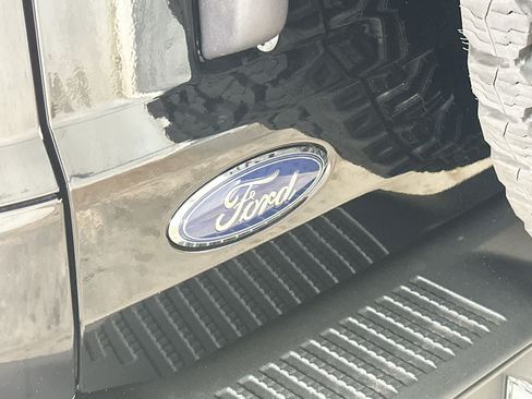 Used 2025 Ford Bronco Badlands AWD/4WD image 10