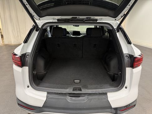 Used 2023 Chevrolet Blazer LT w/ Convenience Package image 4