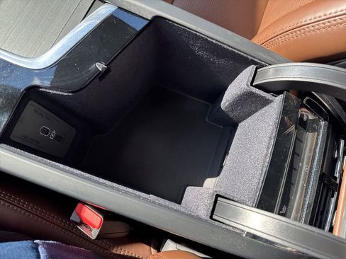 Used 2025 Volvo XC90 B6 Ultra image 41