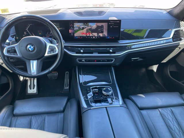 Used 2024 BMW X7 xDrive40i w/ Executive Package AWD/4WD image 12