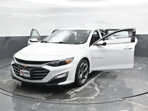 Used 2024 Chevrolet Malibu LT image 53