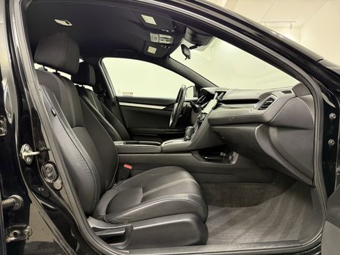 Used 2020 Honda Civic Sport image 26