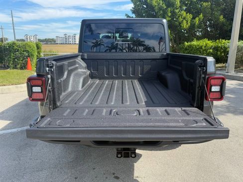 New 2026 Jeep Gladiator Willys image 35