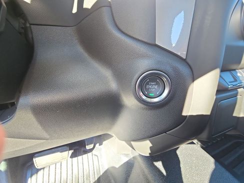 New 2026 Chevrolet Silverado 1500 W/T image 50