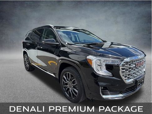 Used 2023 GMC Terrain Denali w/ Black Diamond Edition AWD/4WD image 8