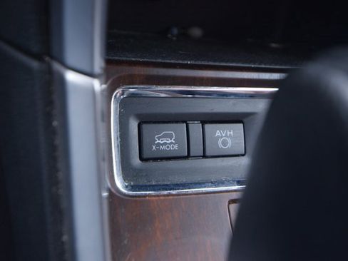 Used 2019 Subaru Ascent Touring image 13