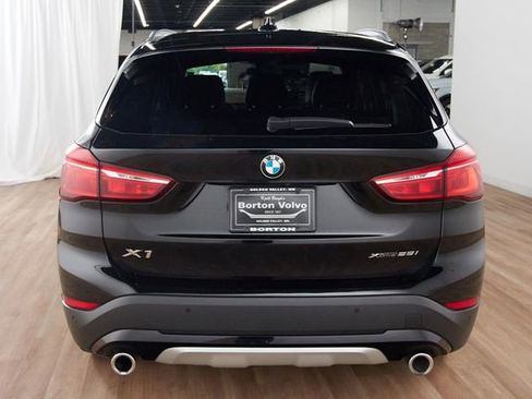 Used 2020 BMW X1 xDrive28i w/ Convenience Package AWD/4WD image 4