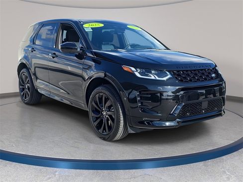 Certified 2025 Land Rover Discovery Sport Dynamic SE image 3