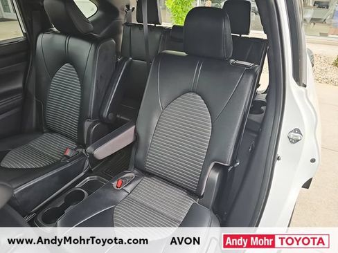 Used 2023 Toyota Highlander XSE AWD/4WD image 27