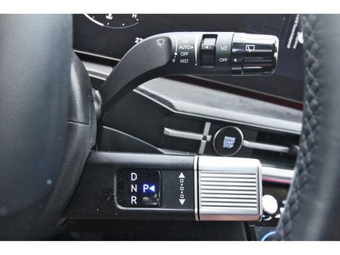 Certified 2024 Hyundai Santa Fe Limited FWD image 21