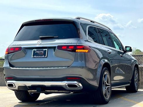 Certified 2026 Mercedes-Benz GLS 450 4MATIC image 7