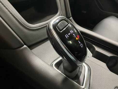 Used 2019 Cadillac XT5 Luxury AWD/4WD image 16