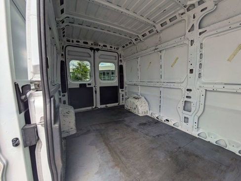 Used 2021 RAM ProMaster 2500 image 12