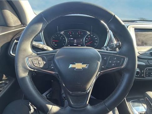 Used 2024 Chevrolet Equinox LT image 11